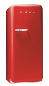 比起現代家電，老家電的線條不僅特別安靜、乾淨，還能